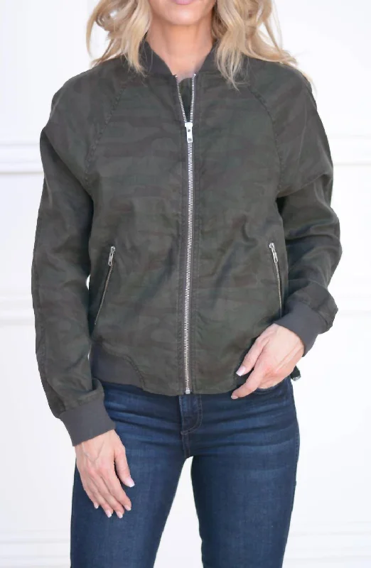 Women's Outerwear Clothing Remy Linen Bomber In Midnight Camo