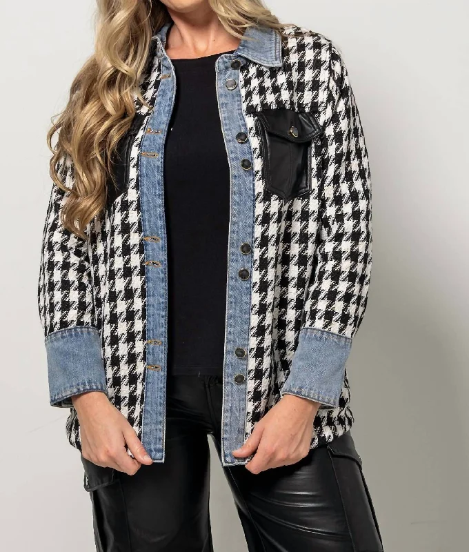 Women's Outerwear Apparel Fancy Shacket In Denim/black/white