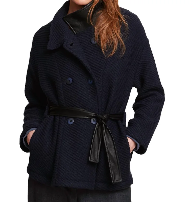 Best-Selling Fashion At Unbeatable Sale Prices Bombay Jacket In Navy