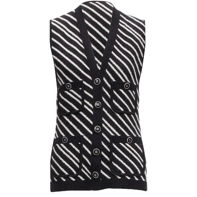 High-End Fashion, Low-End Prices – Don't Miss Out Chanel cashmere graphic stripes pocket vest jacket