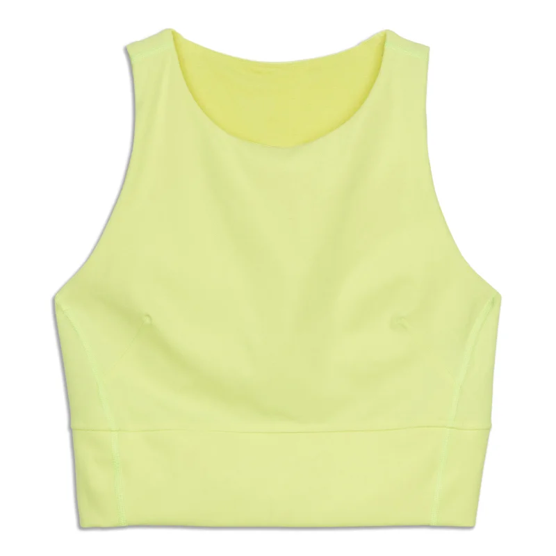 Women's Chic Outfit Wunder Train Tank Top - Resale