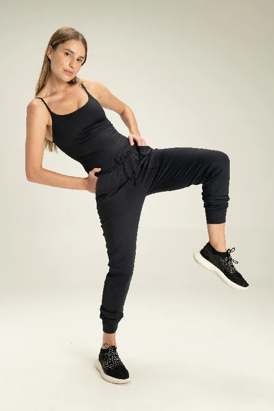 Elegant Women's Evening Garments Move Jogger Pants